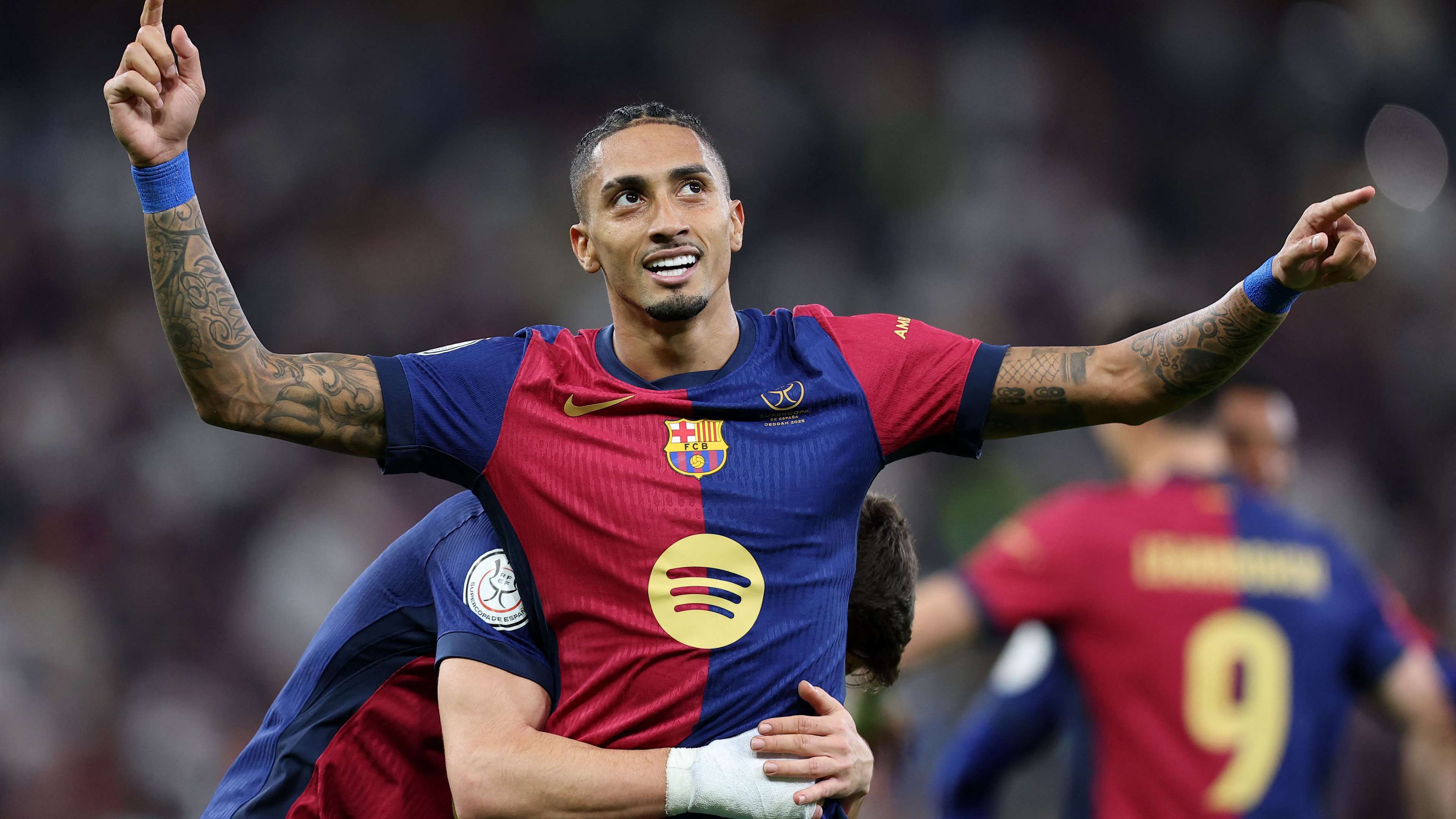 共度難關！哈維確認與巴薩續約至2025年.