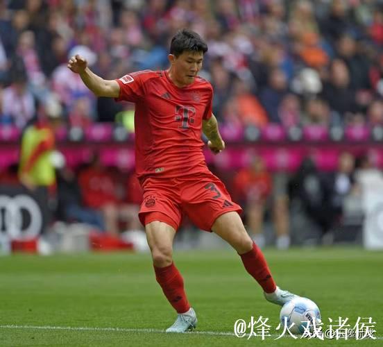 那不勒斯官宣金玟哉加盟，支付2000万欧元完成买断